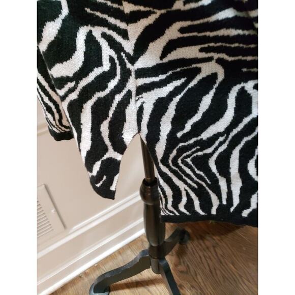 Est. 1946 Womens Black Animal Print Cotton Round Neck Long Sleeve Sweater Large - Picture 9 of 12